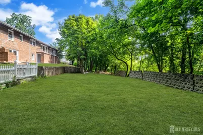 285 Highland Drive, Milltown, NJ 08850 - Photo 75