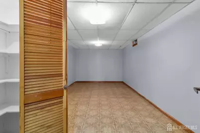 285 Highland Drive, Milltown, NJ 08850 - Photo 63