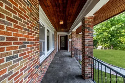 285 Highland Drive, Milltown, NJ 08850 - Photo 7
