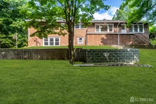 285 Highland Dr, Milltown, NJ 08850 - Photo 77