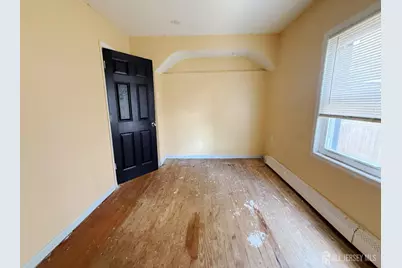 493 Miller Street, Perth Amboy, NJ 08861 - Photo 5