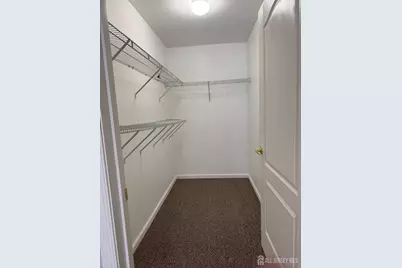 1325 Fernwood Court, New Brunswick, NJ 08901 - Photo 13