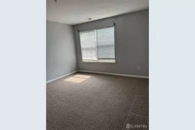 1325 Fernwood Court, New Brunswick, NJ 08901 - Photo 17