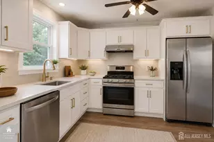 185 Chestnut St, Avenel, NJ 07001 - Photo 17