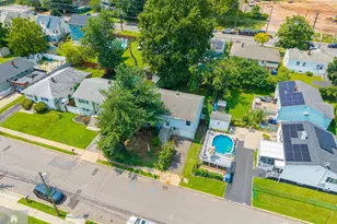 185 Chestnut St, Avenel, NJ 07001 - Photo 3