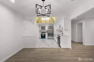110C Chatham Dr, Monroe Township, NJ 08831 - Photo 7