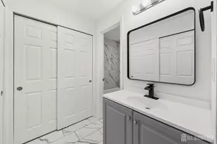 110C Chatham Dr, Monroe Township, NJ 08831 - Photo 19