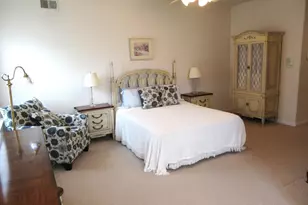 312 Valencia Dr, Monroe Township, NJ 08831 - Photo 13
