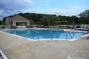 312 Valencia Dr, Monroe Township, NJ 08831 - Photo 25