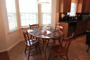 312 Valencia Dr, Monroe Township, NJ 08831 - Photo 5