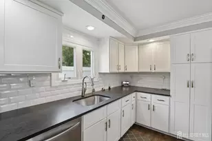 15 Douglas Ave, Hamilton Township, NJ 08619 - Photo 15