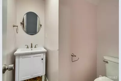 112 Nathan Drive, North Brunswick Township, NJ 08902 - Photo 11