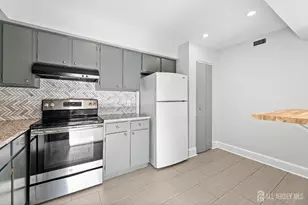 3226 Sayre Dr, Plainsboro Township, NJ 08540 - Photo 9