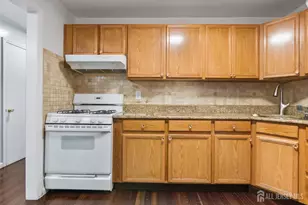 395 College Dr, Edison, NJ 08817 - Photo 7