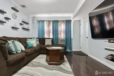 395 College Drive, Edison, NJ 08817 - Photo 3