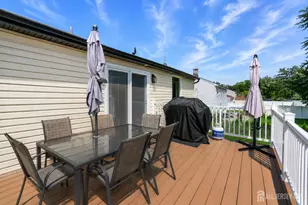 44 Shirley Blvd, Old Bridge Township, NJ 08857 - Photo 17