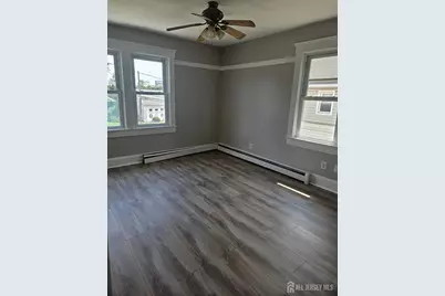 327 Berry Street, Woodbridge Township, NJ 07095 - Photo 7