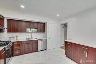 17 Myrtle Rd, East Brunswick Township, NJ 08816 - Photo 15