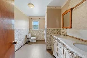17 Petty Ave, East Brunswick Township, NJ 08816 - Photo 11