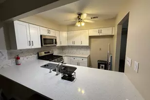 1038 Schmidt Ln, North Brunswick Township, NJ 08902 - Photo 7