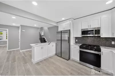 184 Green Street, Woodbridge Township, NJ 07095 - Photo 13