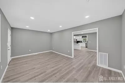 184 Green Street, Woodbridge Township, NJ 07095 - Photo 7