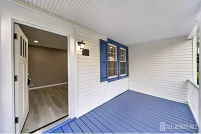 184 Green Street, Woodbridge Township, NJ 07095 - Photo 5