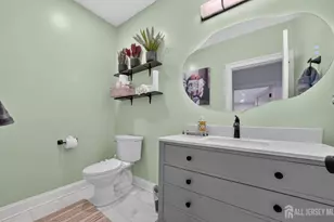 28 Ross Hall Blvd, Piscataway Township, NJ 08854 - Photo 11