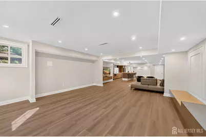 28 Ross Hall Boulevard, Piscataway Township, NJ 08854 - Photo 3