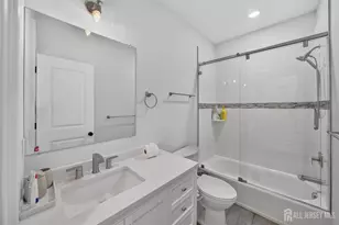 28 Ross Hall Blvd, Piscataway Township, NJ 08854 - Photo 33