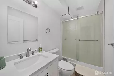 28 Ross Hall Boulevard, Piscataway Township, NJ 08854 - Photo 7