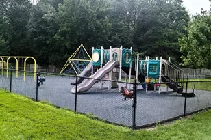 120 Park Gate Dr, Edison, NJ 08820 - Photo 21