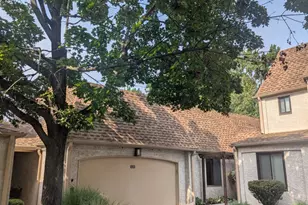 120 Park Gate Dr, Edison, NJ 08820 - Photo 1
