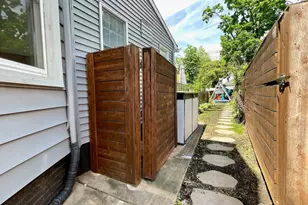 323 Montgomery St, Highland Park, NJ 08904 - Photo 33