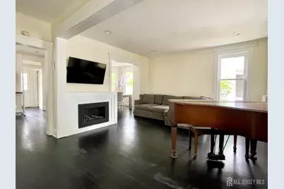 323 Montgomery Street, Highland Park, NJ 08904 - Photo 7
