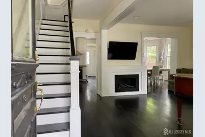 323 Montgomery Street, Highland Park, NJ 08904 - Photo 5