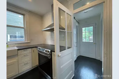 323 Montgomery Street, Highland Park, NJ 08904 - Photo 13