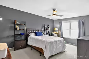 20 Karwatt Ct, Sayreville, NJ 08872 - Photo 17