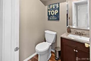 20 Karwatt Ct, Sayreville, NJ 08872 - Photo 15