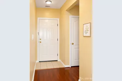 727 Lucy Court, South Plainfield, NJ 07080 - Photo 3
