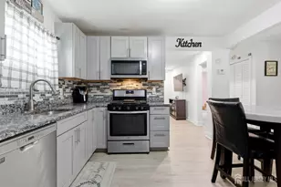 62 Pinetree Dr, Sayreville, NJ 08859 - Photo 11