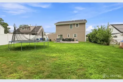 62 Pinetree Drive, Sayreville, NJ 08859 - Photo 7