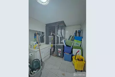 88 Richmond Street, Newark, NJ 07103 - Photo 31