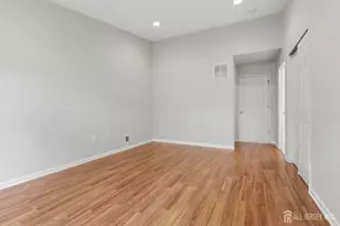 9 Bridge Pointe Dr, Old Bridge Township, NJ 08857 - Photo 19