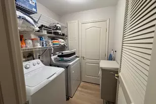 162 Briarwood Dr, North Brunswick Township, NJ 08902 - Photo 19