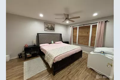 162 Briarwood Drive, North Brunswick Township, NJ 08902 - Photo 17