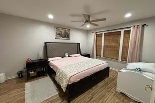 162 Briarwood Dr, North Brunswick Township, NJ 08902 - Photo 17