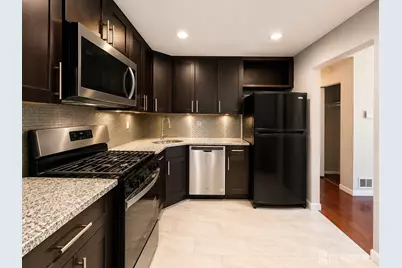 500 Danbury Lane, East Brunswick Township, NJ 08816 - Photo 3