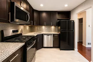 500 Danbury Ln, East Brunswick Township, NJ 08816 - Photo 3