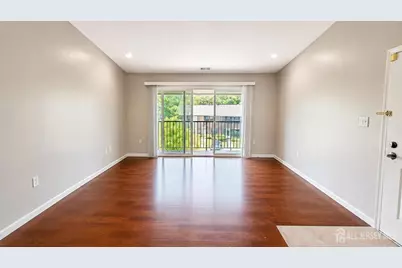 500 Danbury Lane, East Brunswick Township, NJ 08816 - Photo 5